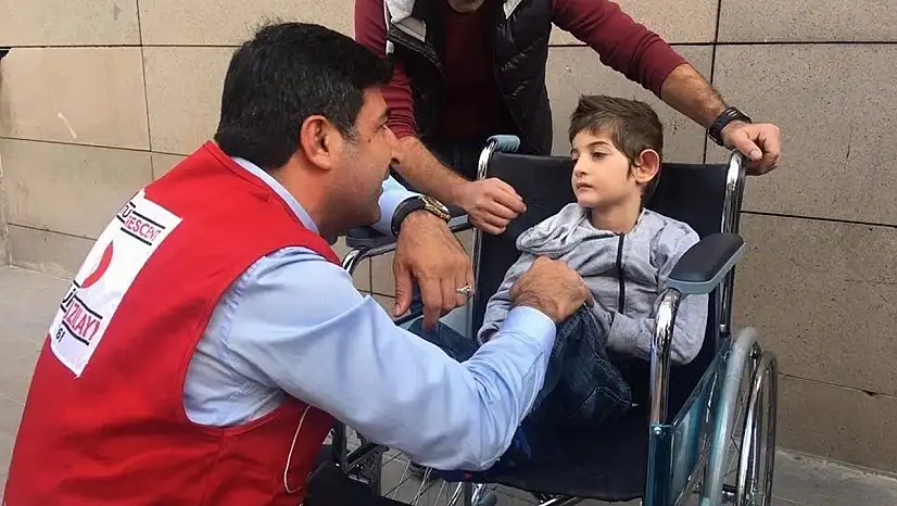 Kızılay'dan Engelli Bireylere Destek: 'Bir Tek Kişi Bile Kendini Yalnız Hissetmesin'