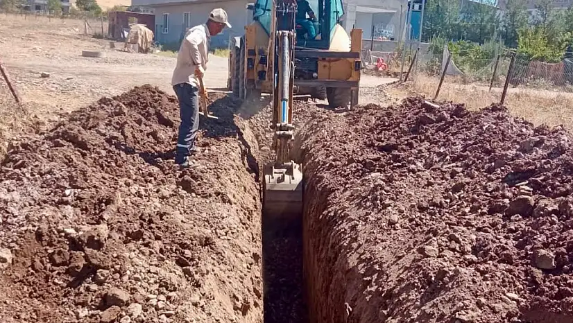 Kurtalan'da Altyapı Çalışmaları Sürüyor