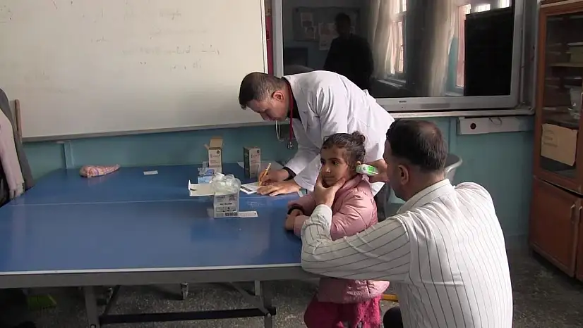 Özel Siirt Hayat Hastanesi'nden köy okulu öğrencilerine sağlık desteği