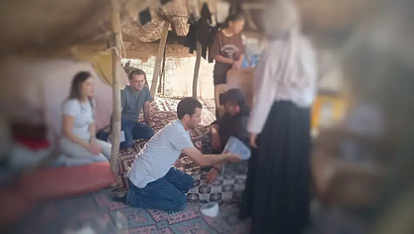 Sağlık Ekipleri Çemikari Yaylası'nda Koçer Vatandaşlarla Buluştu
