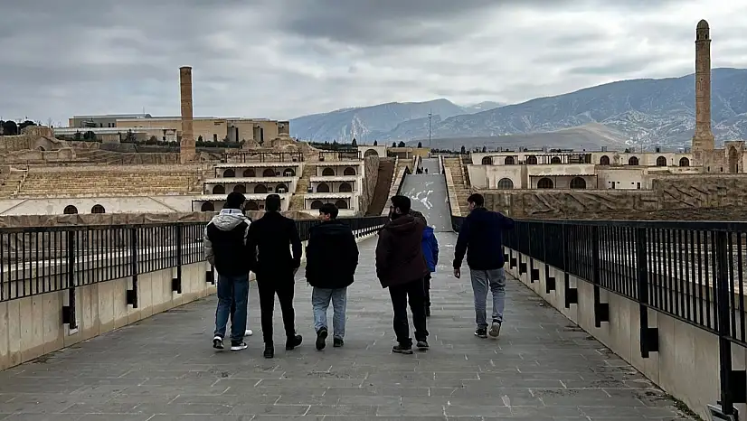 Siirt Aile ve Sosyal Hizmetler'den çocuklara Hasankeyf sürprizi