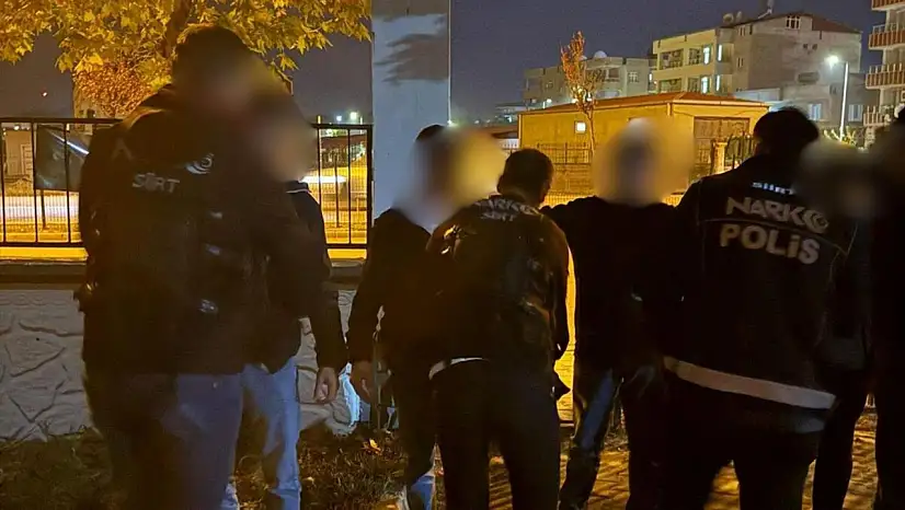 Siirt Emniyeti Uyuşturucuya Karşı Sahada: Narko Alan Uygulamasıyla Uyuşturucuya Darbe Üstüne Darbe!