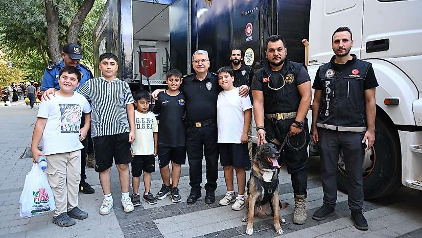 Siirt İl Emniyet Müdürü Mehmet Özdemir'den Uyuşturucuyla Mücadele Mesajı