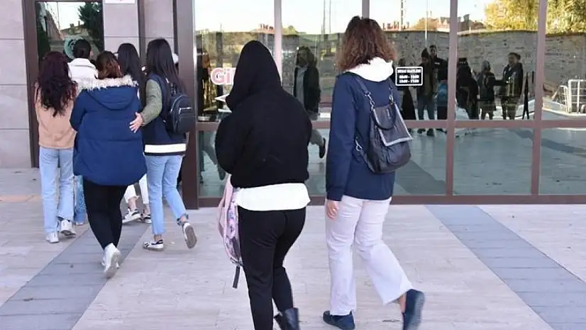 Siirt'in de Aralarında Olduğu 19 İlde Dev Operasyon: 100 Milyon Liralık Dolandırıcılık Şebekesi Çökertildi