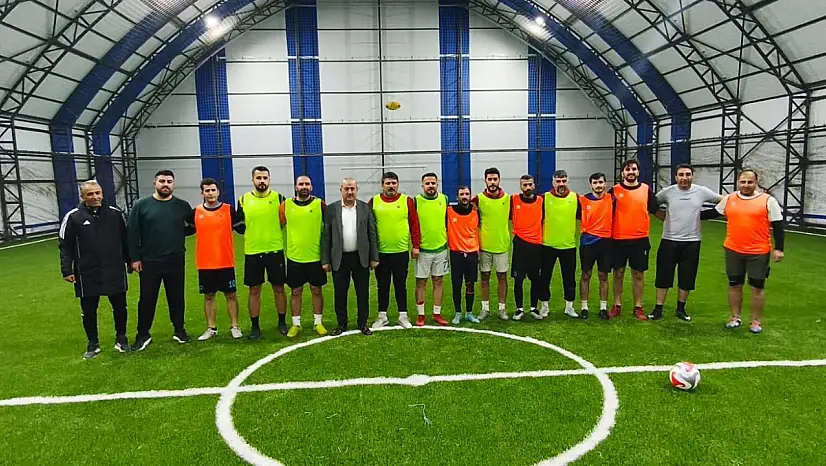 Siirt'in Eruh ilçesinde modern halı saha halkın hizmetine açıldı