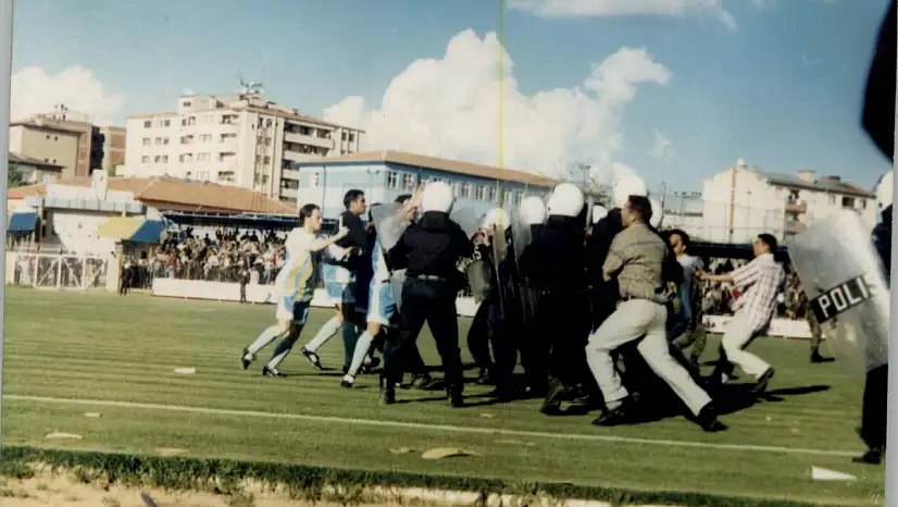 Siirt Jetpa Spor'un futbol tarihine geçen olaylı maçı: Karşılaşma tatil edildi