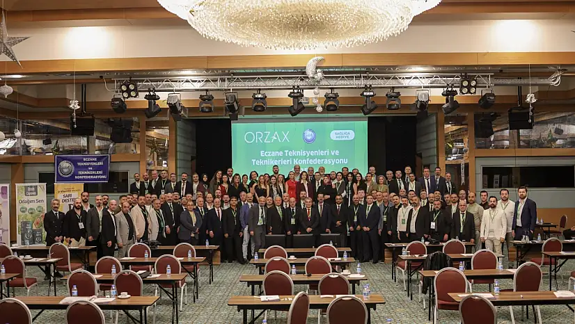 Siirt, KKTC'de düzenlenen 2025 Eczane Teknisyenleri Zirvesi'nde güçlü şekilde temsil edildi