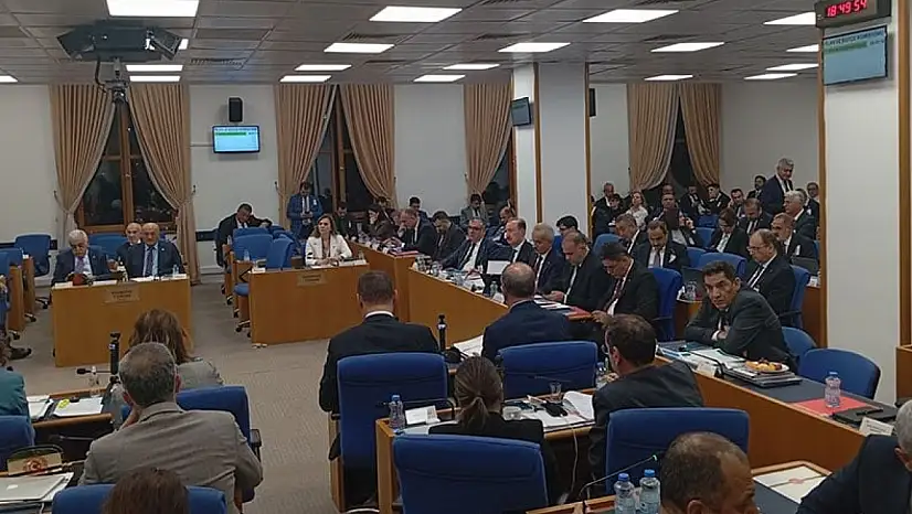 Siirt Milletvekili Sarıtaş'ın Sözleri İYİ Parti ve AK Parti Vekilleriyle Tartışmaya Neden Oldu!