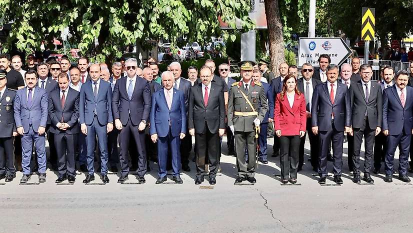 Siirt'te 30 Ağustos Zafer Bayramı'nın 104. Yıl Dönümü Kutlandı