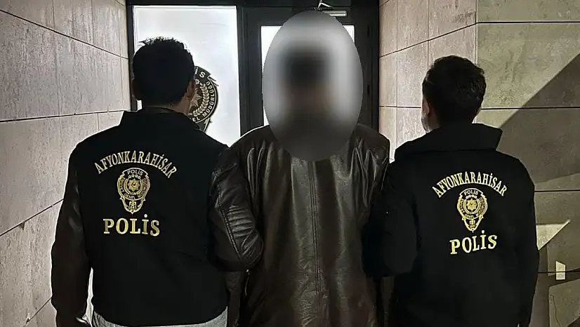 Siirt'te Aranan Dolandırıcı Afyonkarahisar'da Yakalandı