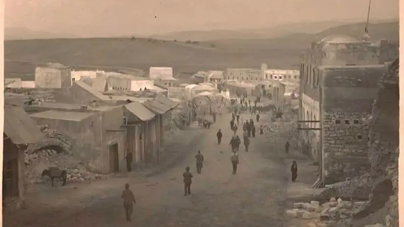 Siirt'te asırlık Aynsalip Çeşmesi'nin önünden çekilmiş 1900'lerin başına ait fotoğraf ortaya çıktı