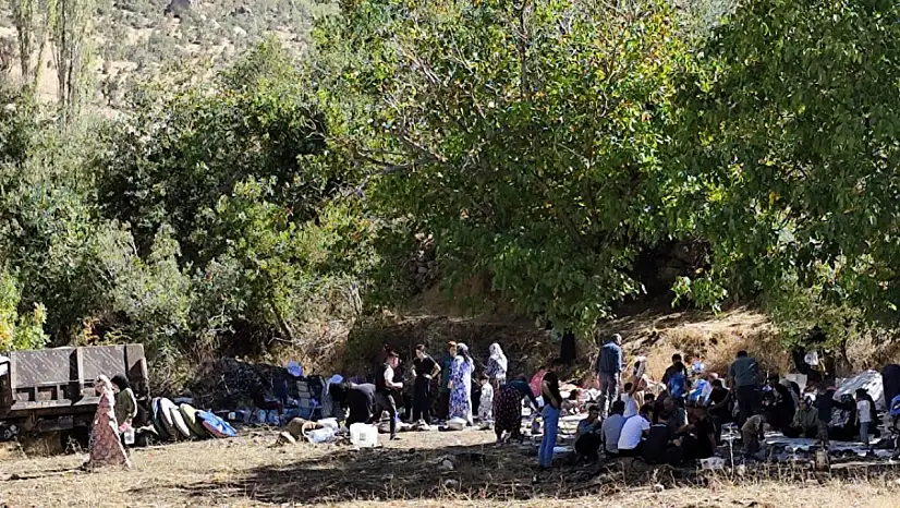 Siirt'te Bapirê Sofi Türbesi'ne Ziyaretçi Akını