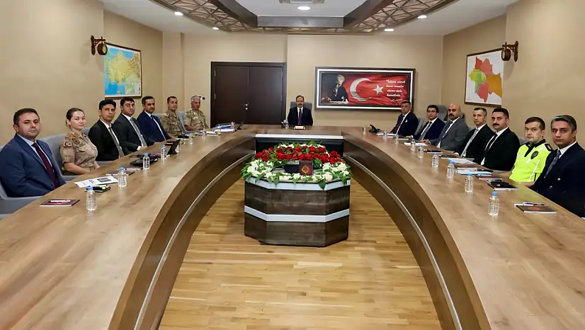 Siirt'te Güvenlik ve Asayiş Koordinasyon Toplantısı Yapıldı
