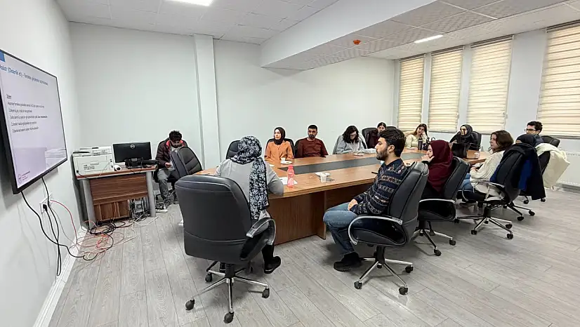 Siirt'te hekimlere yönelik tütün bağımlılığı tedavisi eğitimi düzenlendi