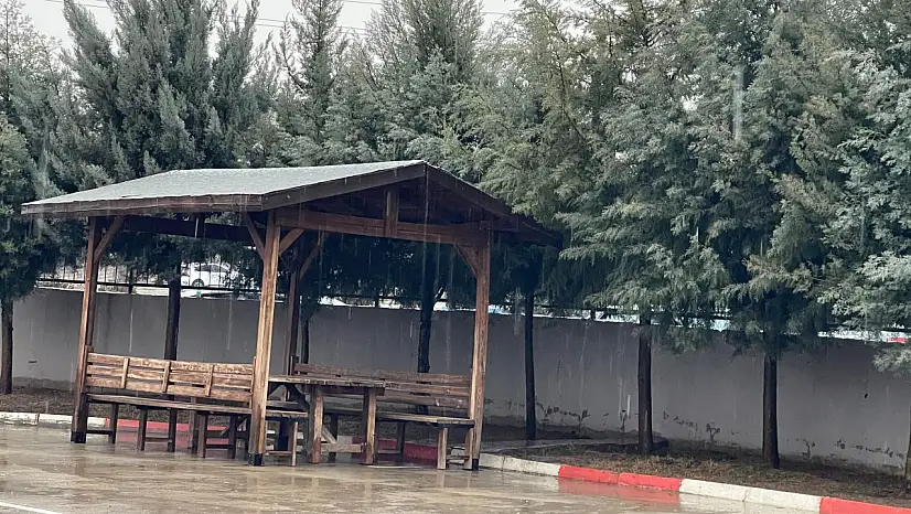 Siirt'te Kar Yağışı Başladı