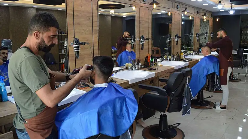 Siirt'te kuaförden örnek dayanışma: İhtiyaç sahiplerine ücretsiz tıraş