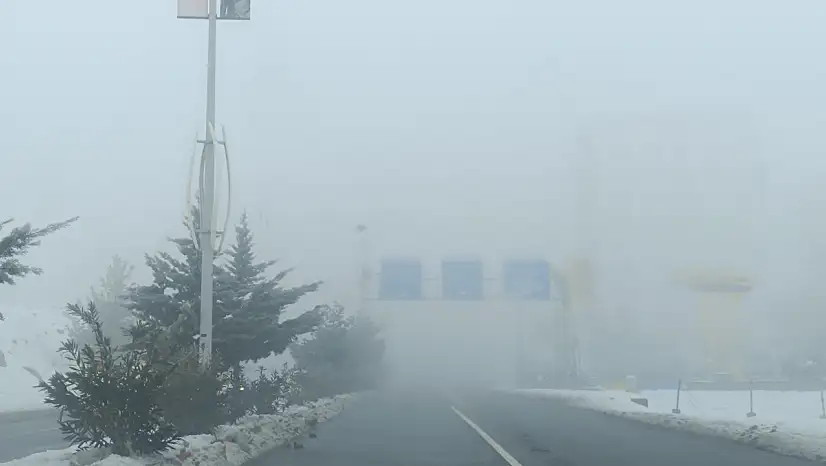 Siirt'te Sis Etkili Oluyor, Görüş Mesafesi Yer Yer 50 Metreye Düştü
