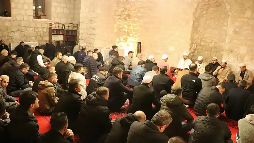 Siirt'te tüm camilerde Berat Kandili programı icra edilecek