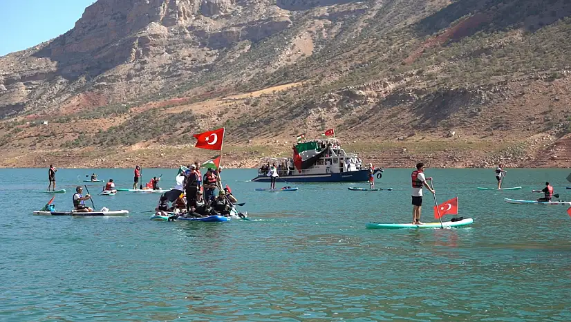 Siirt'ten Küresel Sumud Filosu'na Destek: Botan Çayı'nda Filistin Bayraklı Kanolar ve Tekneler