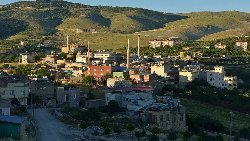 Siirt Tillo'da 80 TOKİ konutu için çekilen kura ile hak sahipleri belirlendi