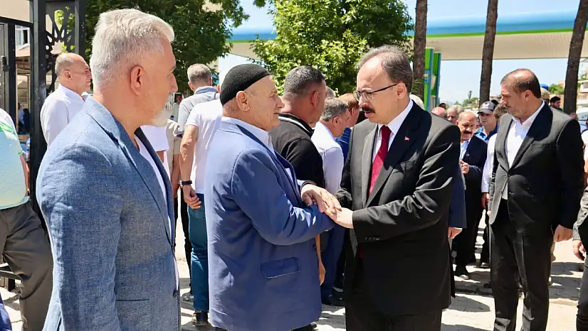 Siirt Valisi Kızılkaya'dan Merhum Şirvan Belediye Başkanı Necat Cellek'in Ailesine Taziye Ziyareti