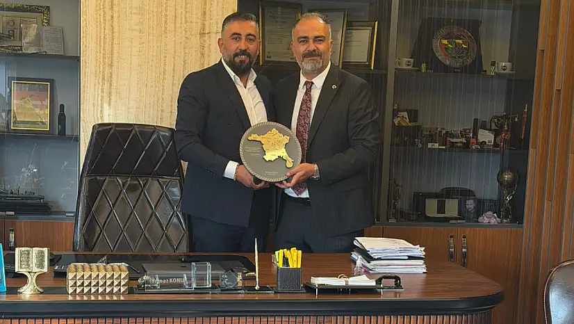 Siirtli iş insanı Yılmaz Konuk, ATEM'in yeni başkanı Burak Arpacı'yı tebrik etti