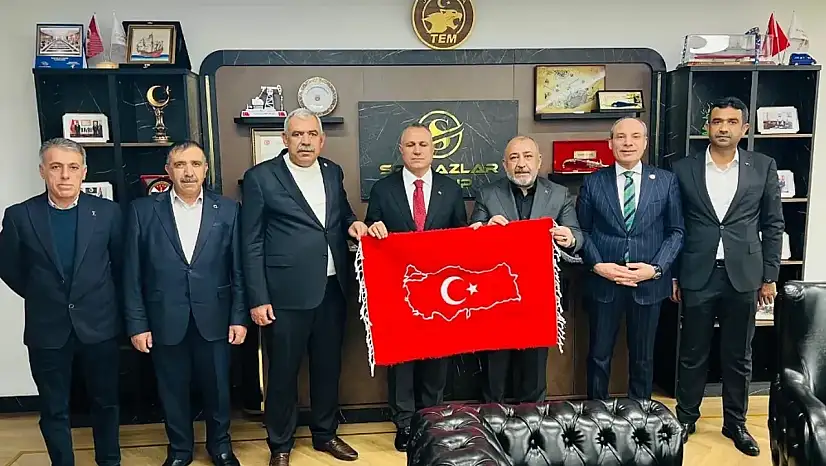 Siirtli Onursal Başkan Seyithan Solmaz: 'Toplumsal Barış, Samimi İş Birlikleriyle İnşa Edilir'