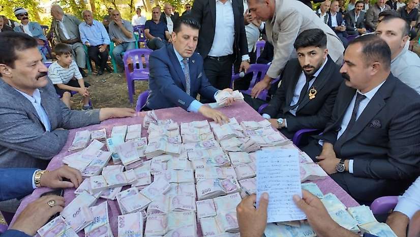 Şırnak'ta İki Gün İki Gece Süren Düğünde 35 Koyun Kesildi Çifte 6 Milyon Lira Takıldı
