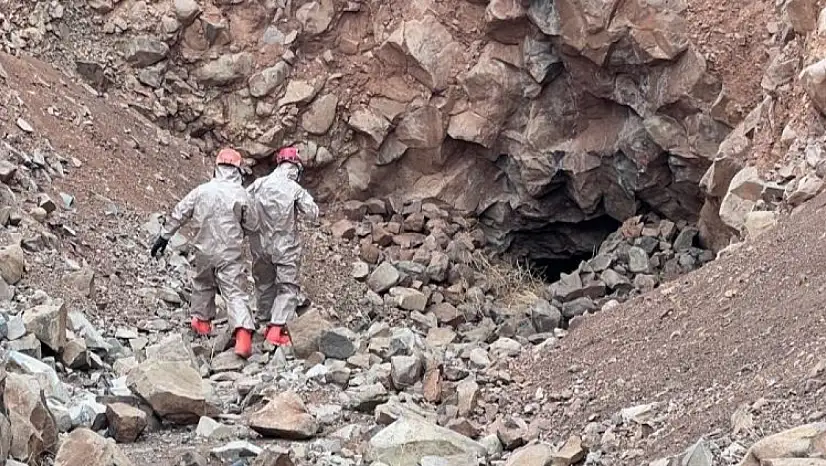 Şırnak'ta Mağarada Şüpheli Ölüm: Define Aradığı İddia Edilen Kişi Ölü Bulundu