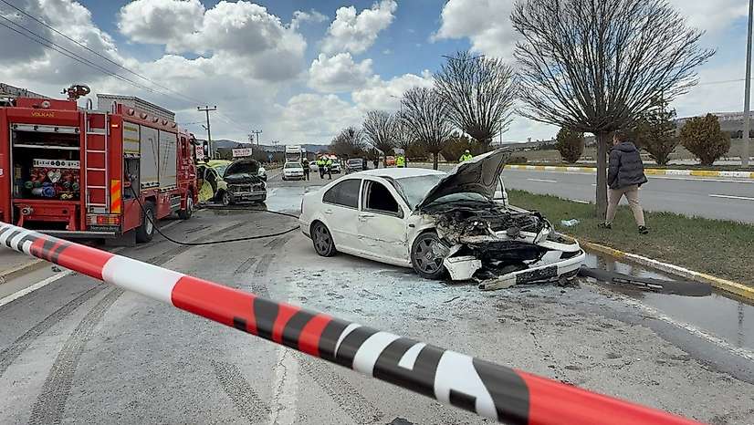Trafik Kazalarında Yeni Uygulama Başlıyor: Hasar İhbarı Artık 'Alo 193' Üzerinden Yapılacak