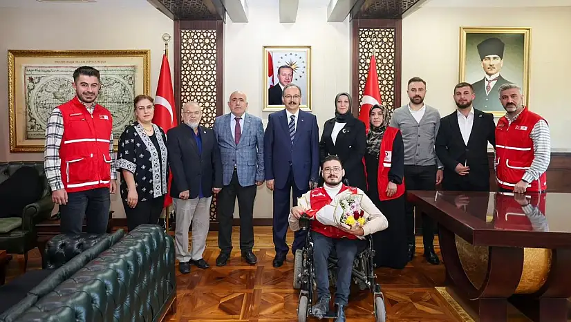 Siirt Valisi Dr. Kızılkaya: 'Türk Kızılay'ı Merhametin ve Dayanışmanın Sembolüdür'