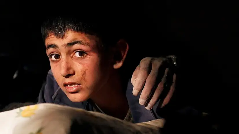 Van Depremi'nin Acısı 14 Yıl Sonra Hâlâ Yüreklerde
