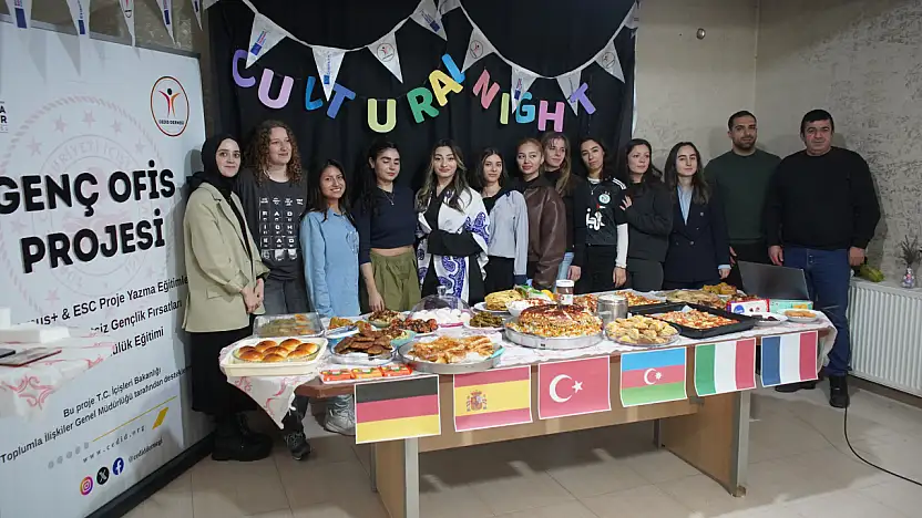 8 farklı ülkeden gönüllüler Siirt kültürünü yakından tanıdı