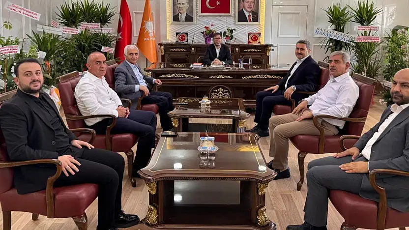 AK Parti Genel Merkez Yerel Yönetimler Başkan Yardımcısı Eyüp Eroğlu Siirt'te