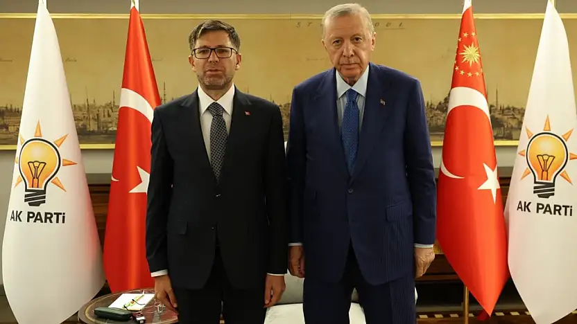 AK Parti Siirt Milletvekili Mervan Gül'den Yeni İl Başkanı Abdulhekim Gider'e Tebrik Mesajı
