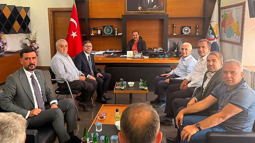 AK Parti Siirt Teşkilatından İl Özel İdaresi'ne Ziyaret