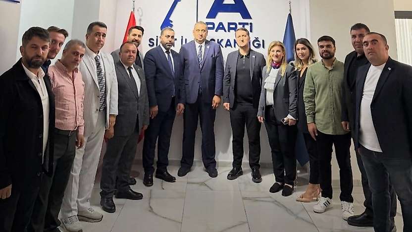Anahtar Parti Kültür ve Turizm Başkanı Muhammed Hakan Tanrıöver Siirt'te Teşkilatla Buluştu