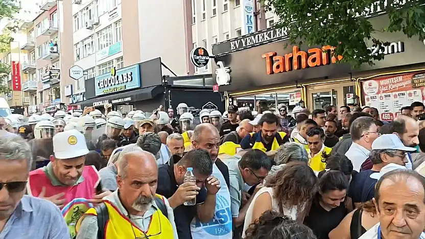Ankara'daki KHK Eylemine Siirt'ten Destek Veren Üyelere Polis Müdahale Etti