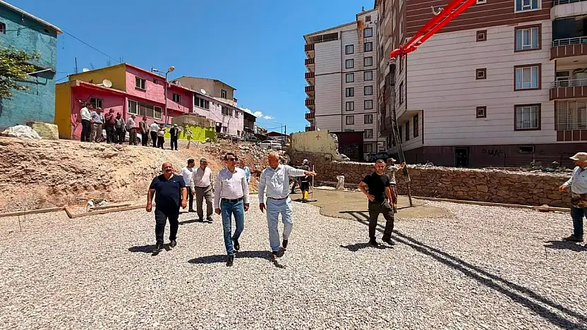 Baykan Merkez Camii İçin İlk Harç Döküldü: Temel Atma Töreni Gerçekleştirildi