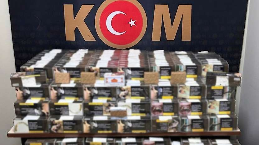 Bitlis-Siirt Karayolunda Kaçakçılık Operasyonu: 270 Bin Ürün Ele Geçirildi