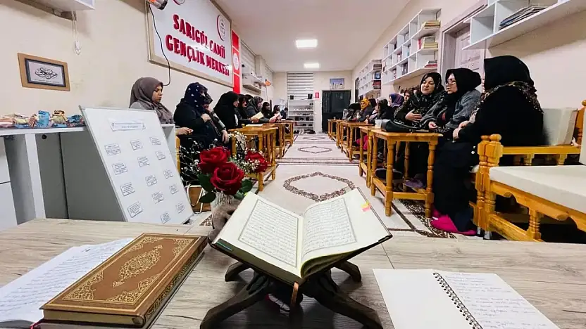 Eruh'ta Kadınlara Yönelik Berat Kandili Programı Düzenlendi