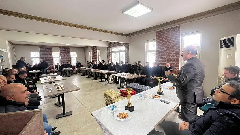 Eruh'ta kurumlar sahada buluştu: Dostluk kazandı