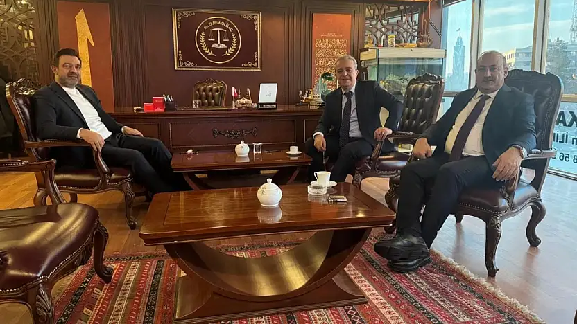 Fevzi Sevgili ve Cevher Çiftçi Ekrem Olgaç'ı ziyaret etti