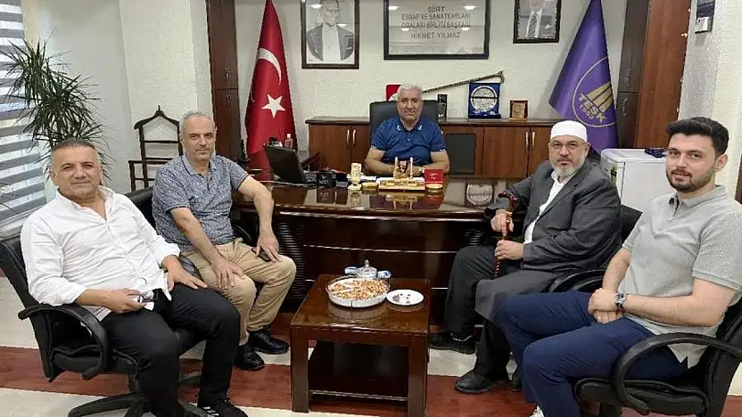 Kanaat Önderi İsmail Hakkı Toprak'tan Başkan Yılmaz'a Hayırlı Olsun Ziyareti