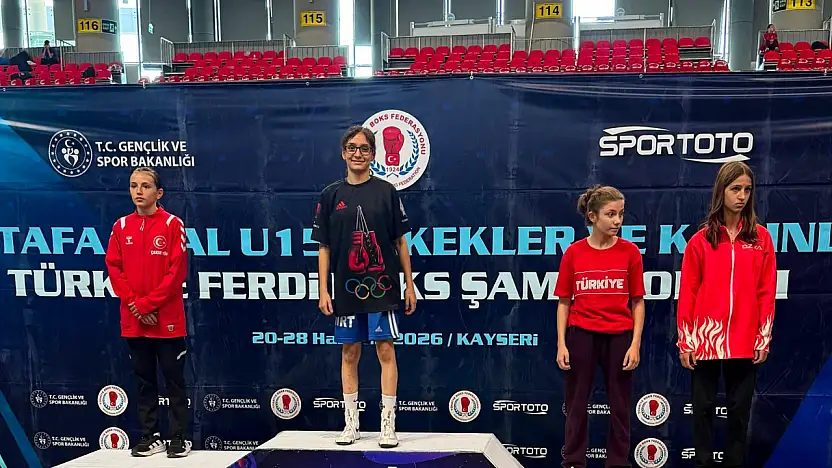 Kayseri'de Ringe Çıkan Siirtli Sporcular Madalyaları Topladı