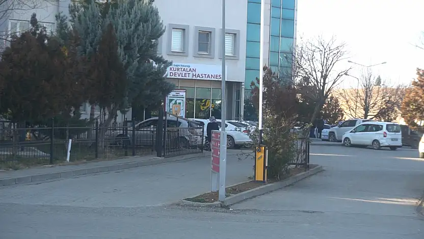 Kurtalan'da Boğazına Yabancı Cisim Kaçan 2 Yaşındaki Çocuk Ağır Yaralandı