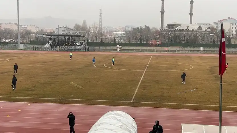 Kurtalanspor, Kars deplasmanında ağır yenilgi aldı
