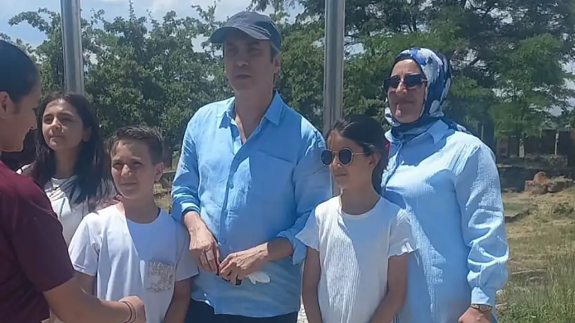 Kurtlar Vadisi'nin Polat Alemdar'ı Siirtli Çocuklarla Buluştu