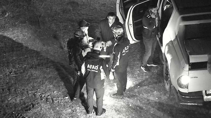 Mersin'deki Eşinin İhbarıyla Siirt'te Arandı: Selim Nas Ateşin Başında Uyurken Bulundu