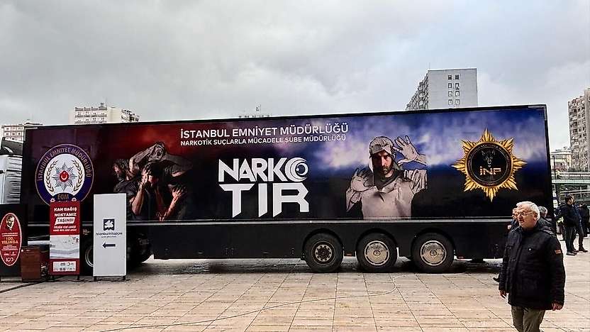 Narkotik Eğitim Tırı 26-30 Ağustos'ta Siirt'te Olacak